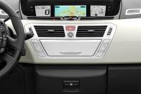 Interieur_Citroen-C4-Picasso_34