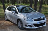 Exterieur_Citroen-C4-e-HDI-110-Exclusive_10
                                                        width=