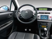 Interieur_Citroen-C4_41