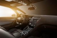 Interieur_Citroen-DS5-White-Pearl_20
                                                        width=