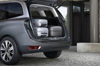 Interieur_Citroen-Grand-C4-Picasso_19