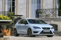 Exterieur_Comparatif-Leon-Cupra-VS-Megane-RS_4