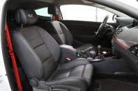 Interieur_Comparatif-Leon-Cupra-VS-Megane-RS_16
                                                        width=