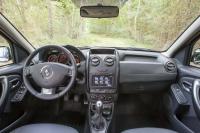 Interieur_Dacia-Duster-2014_10
                                                        width=