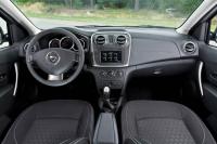 Interieur_Dacia-Logan-2_6
                                                        width=