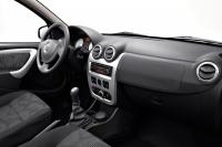 Interieur_Dacia-Logan-2009_30
                                                        width=