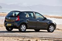 Exterieur_Dacia-Sandero-2009_6