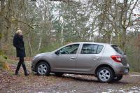 Exterieur_Dacia-Sandero-dCi-Laureate_11
                                                        width=