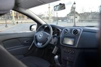 Interieur_Dacia-Sandero-dCi-Laureate_18
                                                        width=