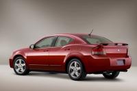 Exterieur_Dodge-Avenger_1