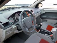 Interieur_Dodge-Caliber_19