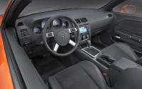 Interieur_Dodge-Challenger_63