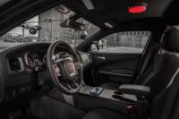 Interieur_Dodge-Charger-Pursuit-2015_9
                                                        width=