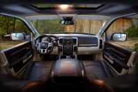 Interieur_Dodge-Ram-Hevy-Duty_16