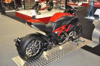 Exterieur_Ducati-Diavel-2012_11