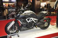Exterieur_Ducati-Diavel-AMG-2012_2
                                                        width=