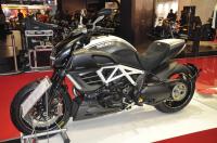 Exterieur_Ducati-Diavel-AMG-2012_12