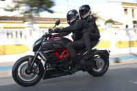 Imageprincipalede la gallerie: Exterieur_Ducati-Diavel-Carbon_0