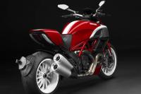 Exterieur_Ducati-Diavel_12