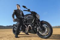 Exterieur_Ducati-Diavel_11
                                                        width=