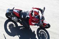 Exterieur_Ducati-Monster-1100-Evo_11