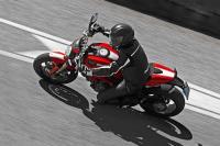 Exterieur_Ducati-Monster-1100-Evo_21
                                                        width=