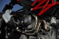 Exterieur_Ducati-Monster-1100-Evo_22