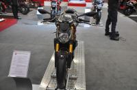 Exterieur_Ducati-Streetfighter-S-2012_0