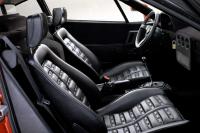 Interieur_Ferrari-288-GTO-1985_3
                                                        width=