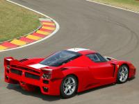 Exterieur_Ferrari-Enzo_15
                                                        width=