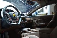 Interieur_Ferrari-FF-2013_15
                                                        width=