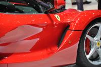 Exterieur_Ferrari-LaFerrari-2013_5
                                                        width=