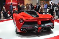 Exterieur_Ferrari-LaFerrari-2013_18
                                                        width=