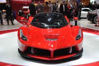 Exterieur_Ferrari-LaFerrari-2013_24
                                                        width=