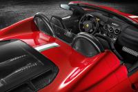 Interieur_Ferrari-Scuderia-Spider-16M_14