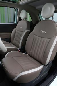 Interieur_Fiat-500-2014_18
                                                        width=