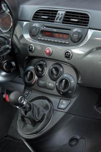 Interieur_Fiat-500-GQ-2014_21
                                                        width=