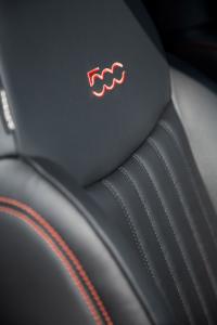 Interieur_Fiat-500-GQ-2014_18
                                                        width=