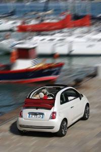 Exterieur_Fiat-500C_4
                                                        width=