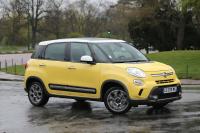 Exterieur_Fiat-500L-Trekking-Multijet-II-105_3
                                                        width=