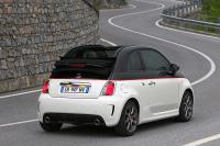 Exterieur_Fiat-500c-Abarth_2
                                                        width=