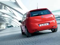 Exterieur_Fiat-Grande-Punto_12