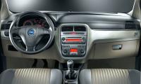 Interieur_Fiat-Grande-Punto_38