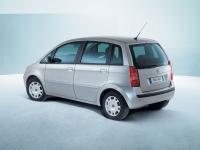 Exterieur_Fiat-Idea_7