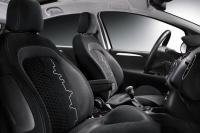 Interieur_Fiat-Punto-2012_23
                                                        width=