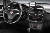 Interieur_Fiat-Punto-2012_21
                                                        width=