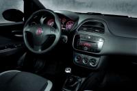 Interieur_Fiat-Punto-Virgin_8
                                                        width=