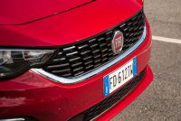 Exterieur_Fiat-Tipo-Lounge_10
                                                        width=