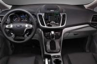 Interieur_Ford-C-Max-2012_31