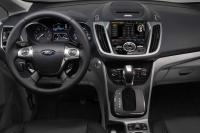 Interieur_Ford-C-Max-2012_41